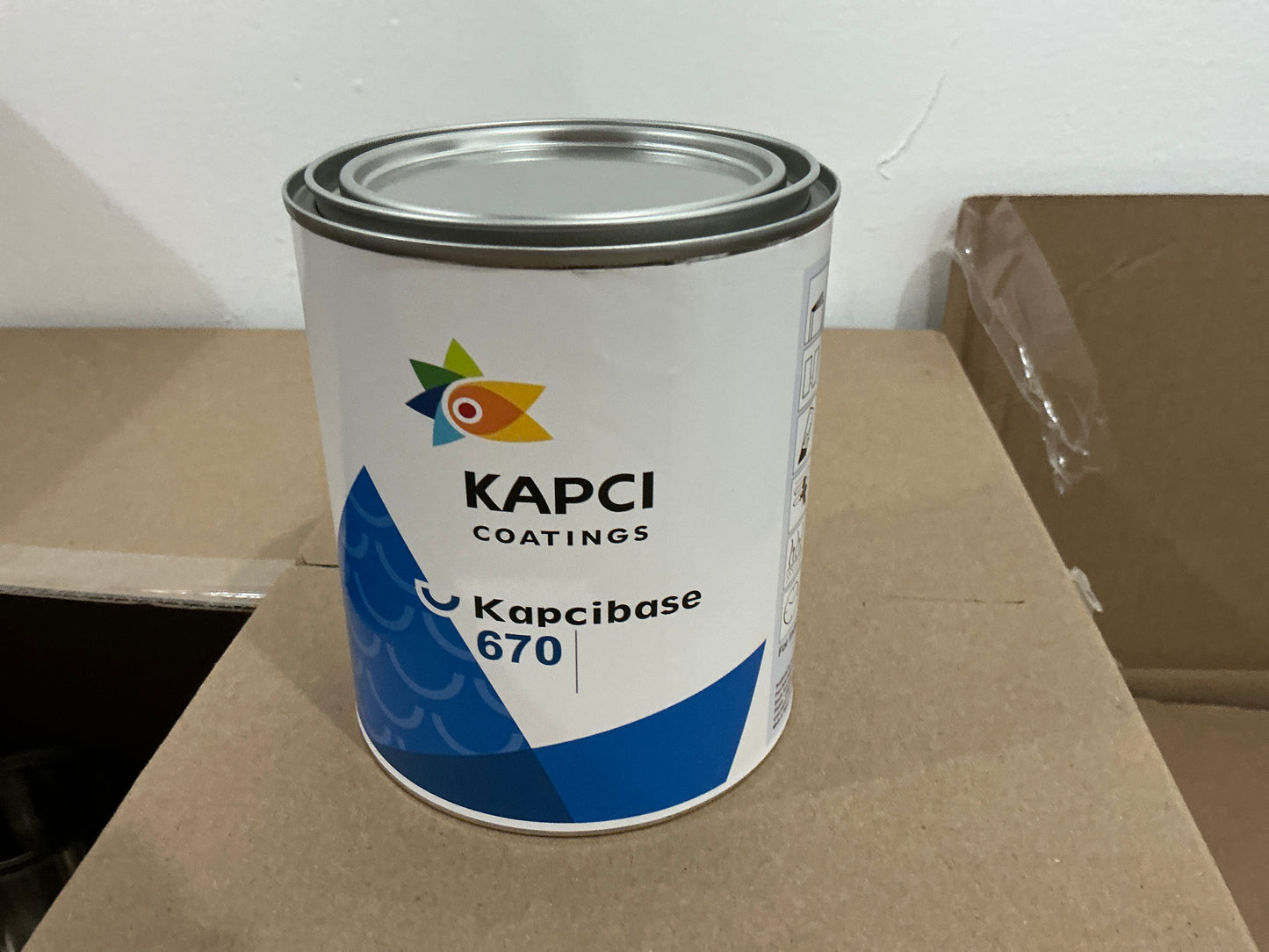 Kapci quart base coat