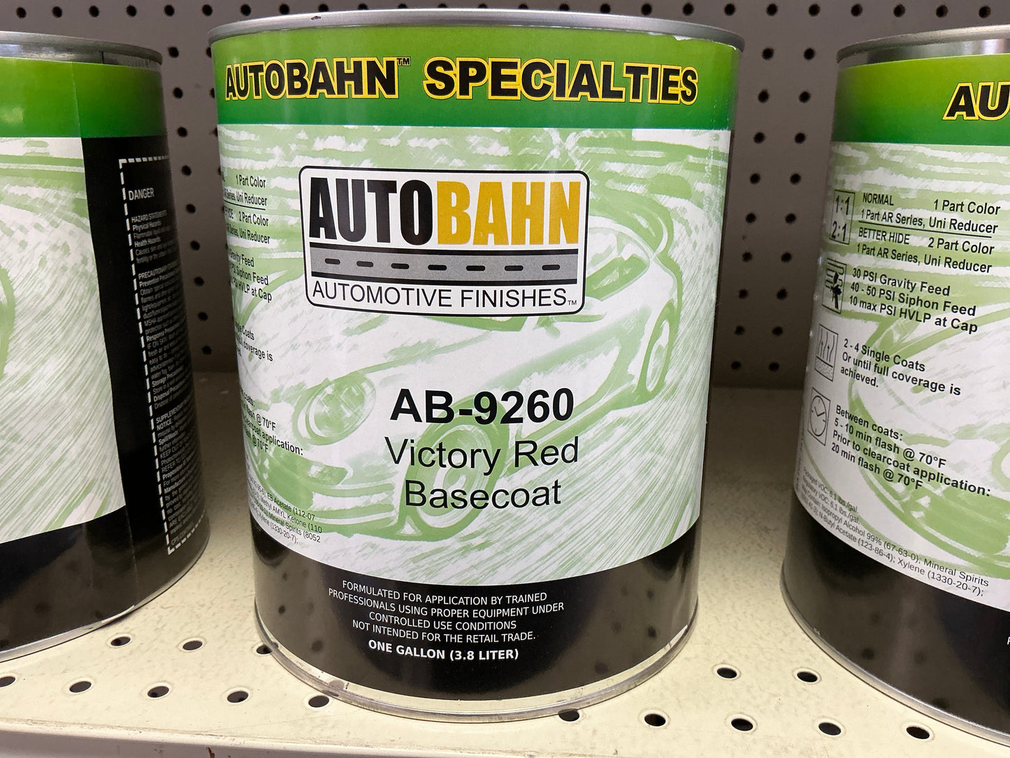 Autobahn victory red basecoat gallon