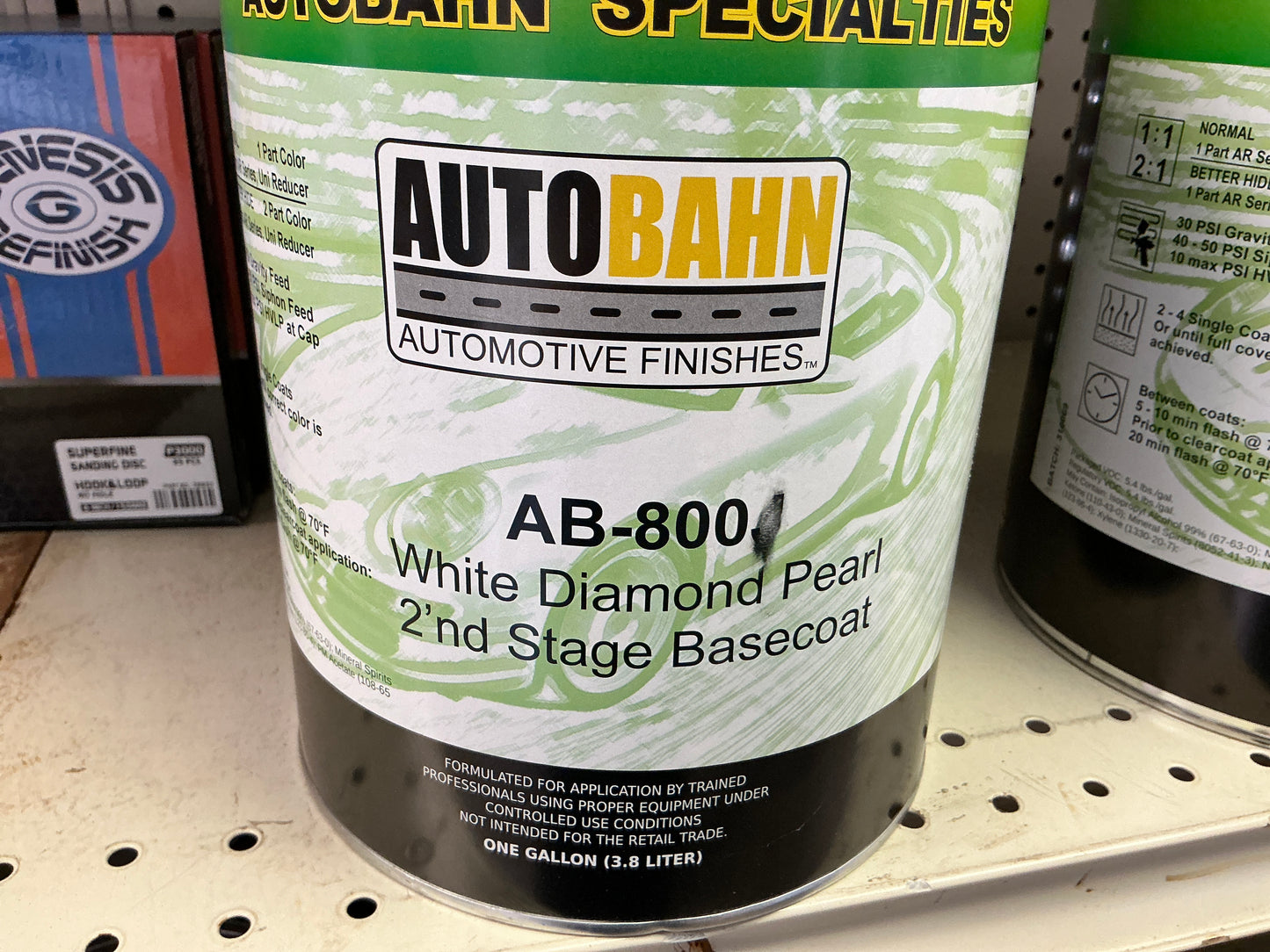 Autobahn white diamond pearl 2nd stage base coat gallon