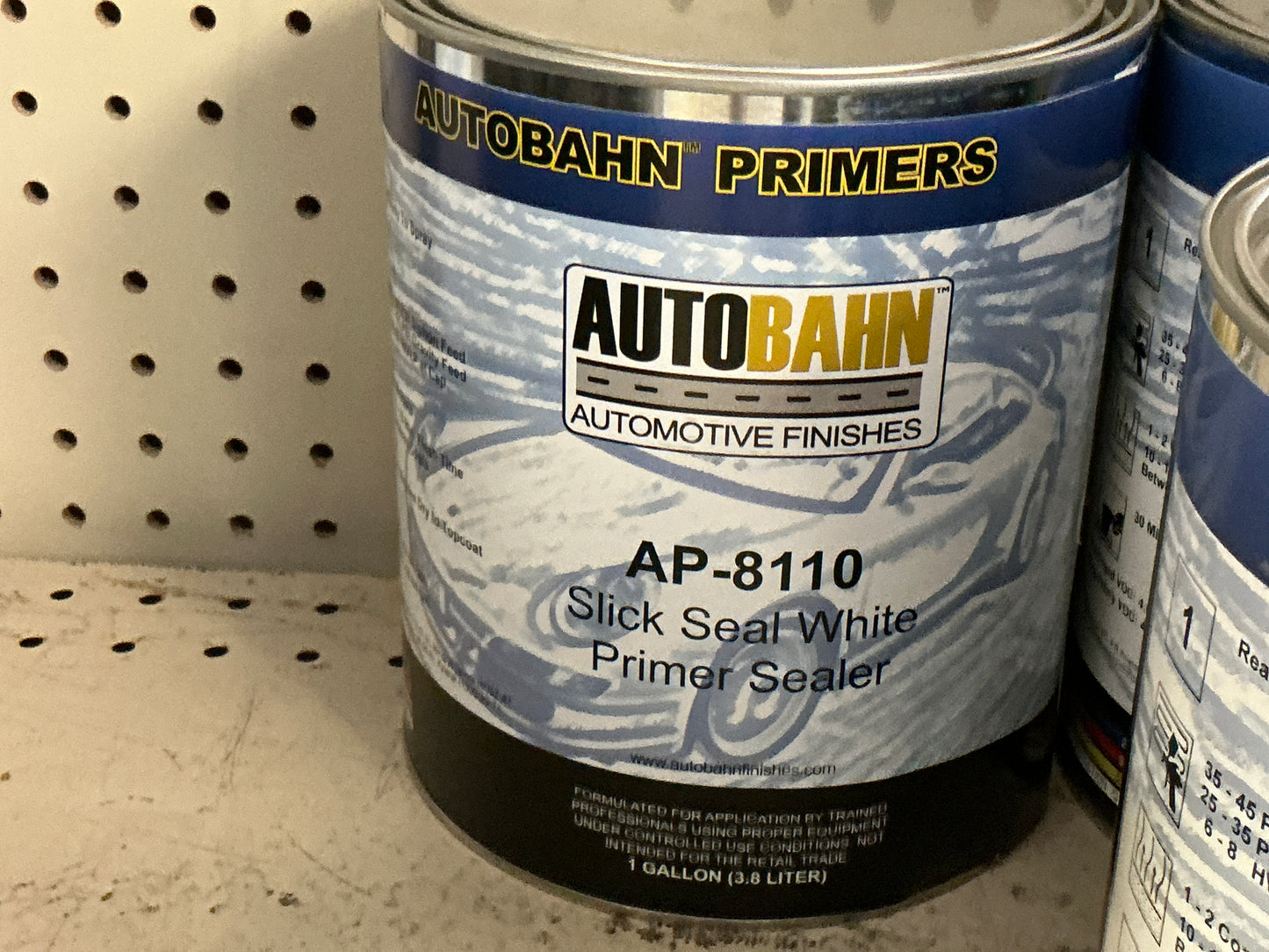 Autobahn Slick seal white primer sealer gallon